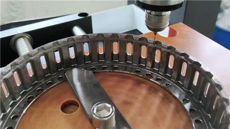 齿轮打磨抛光.png 齿轮打磨抛光.png