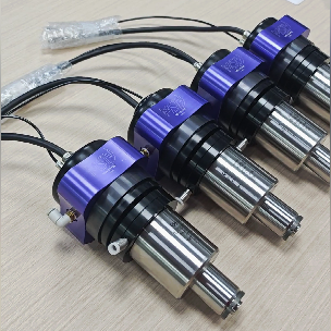 带换刀功能浮动主轴.png 带换刀功能浮动主轴.png