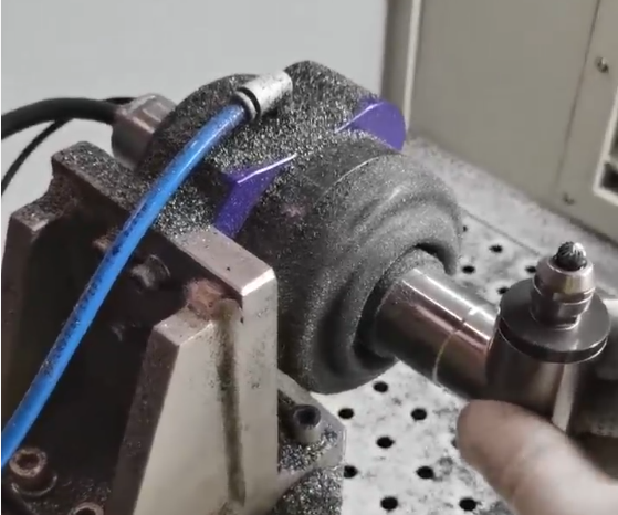 msiy直角<a href='gaosuzhuzhou.htm' class='keys' title='点击查看关于电主轴的相关信息' target='_blank'>电主轴</a>.png