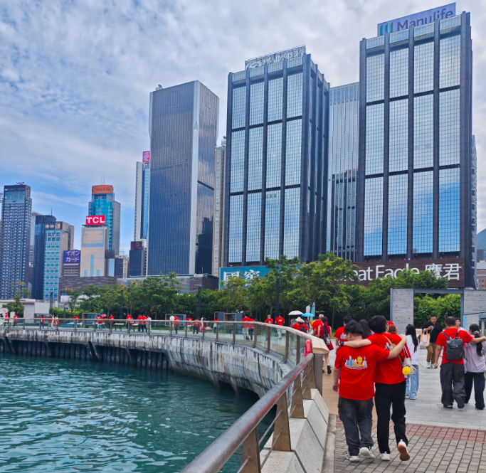 漫步香港.png